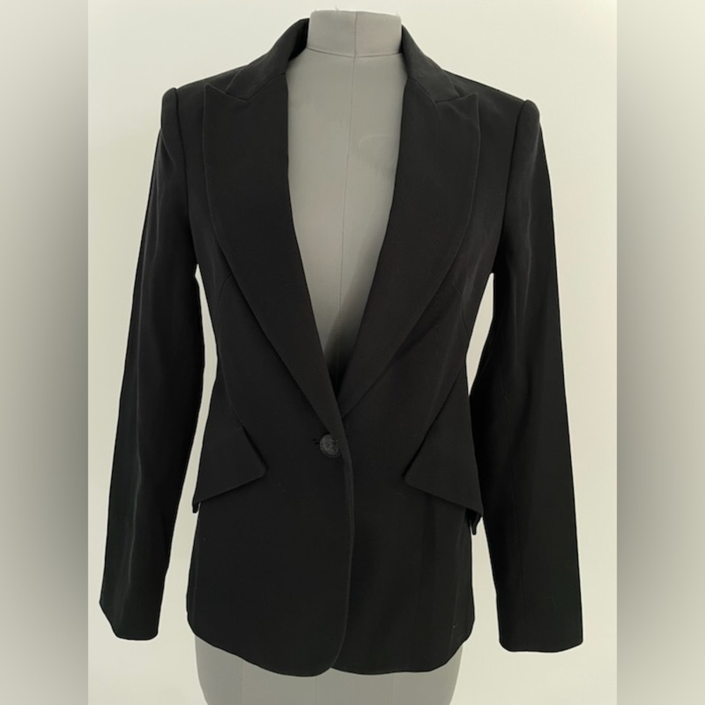 L’ Agence chamberlain black blazer